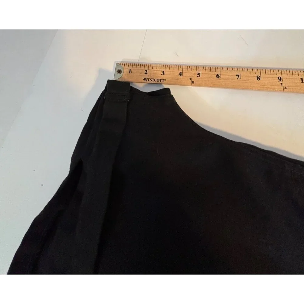Old‎ Navy Women's Black Denim Mid Rise Shorts With Cuffed Hem & Pockets Size 28